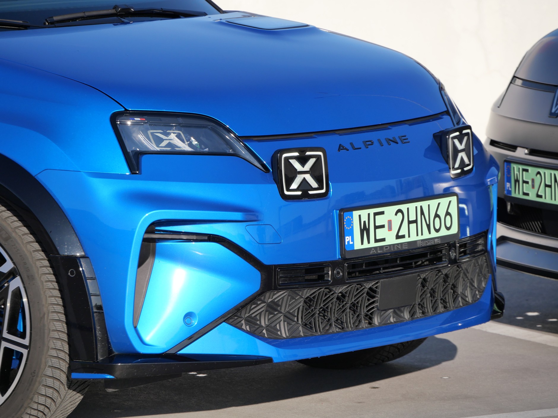 Renault 5 vs Alpine A290