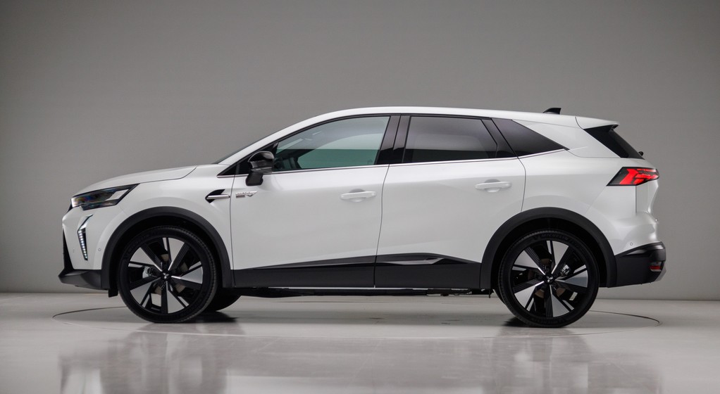 2025 Mitsubishi Grandis