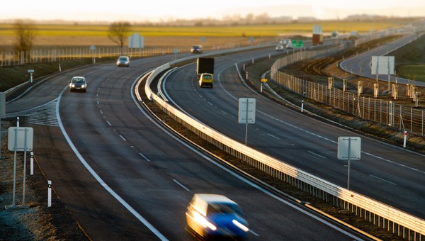 Czesi chcą podnieść limit prędkości na autostradzie. Najszybciej w Europie