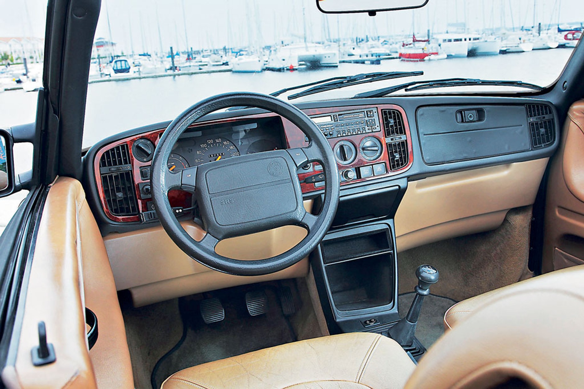 Saab 900 - ponadczasowy kabriolet