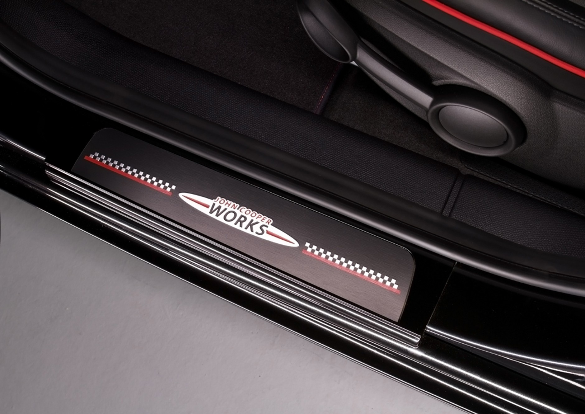 Mini Counrtyman JCW: szybko poza asflatem