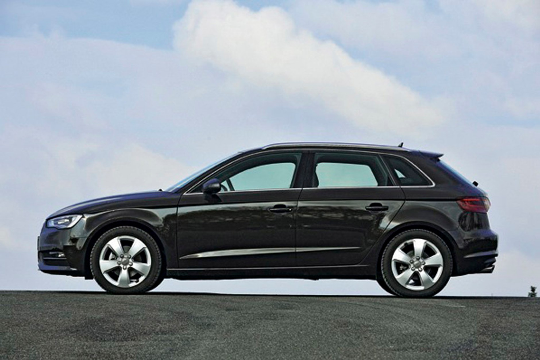 SUV kontra kombi: które modele są lepsze dla rodziny?