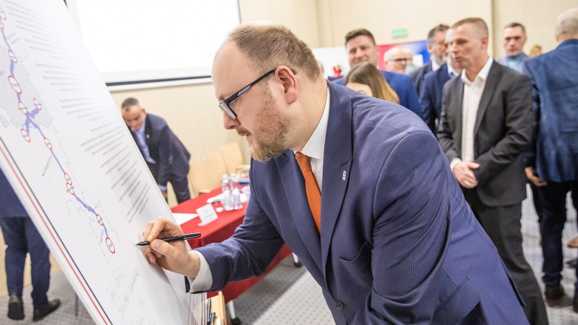 Konferencja ws. budowy drogi S15