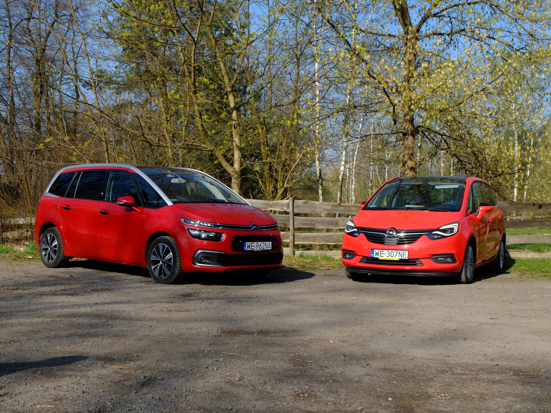 Opel Zafira i Citroen C4 Picasso
