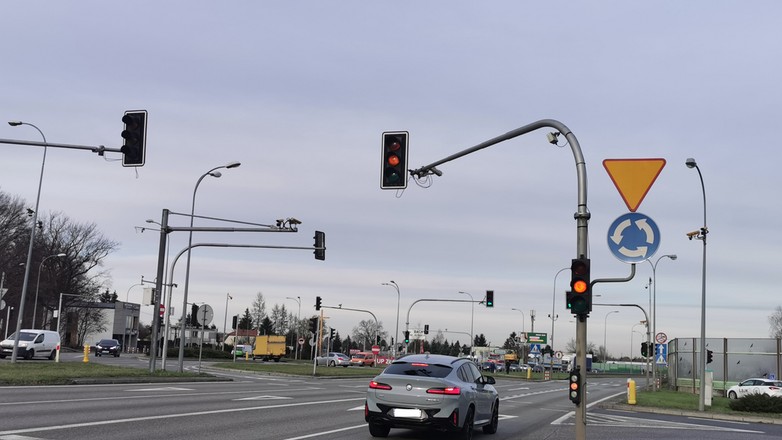 Skrzyżowanie w Jabłonnie: to łatwo stracić prawo jazdy