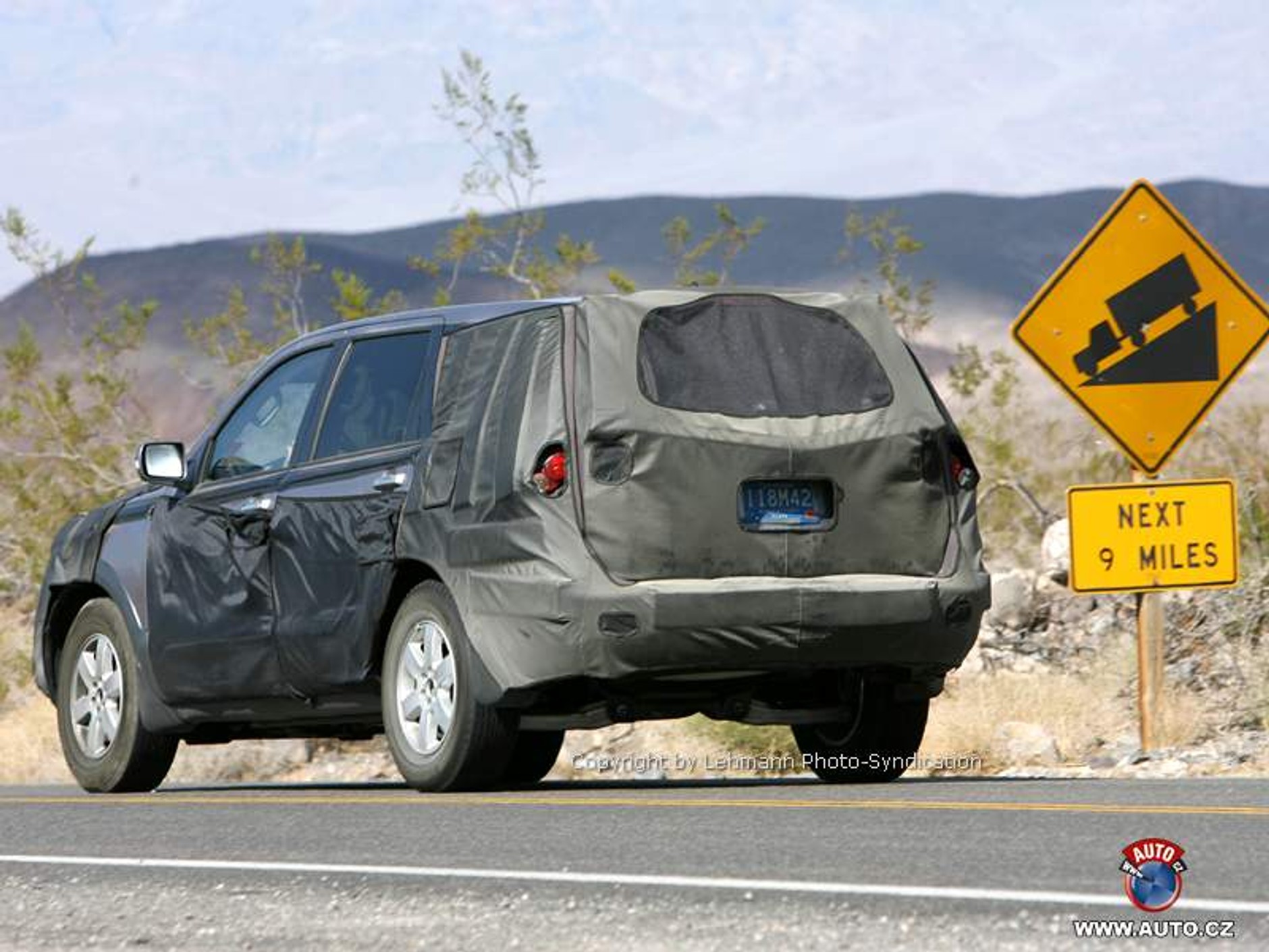 Zdjęcia szpiegowskie: SUV Hyundai/Kia z silnikiem V8