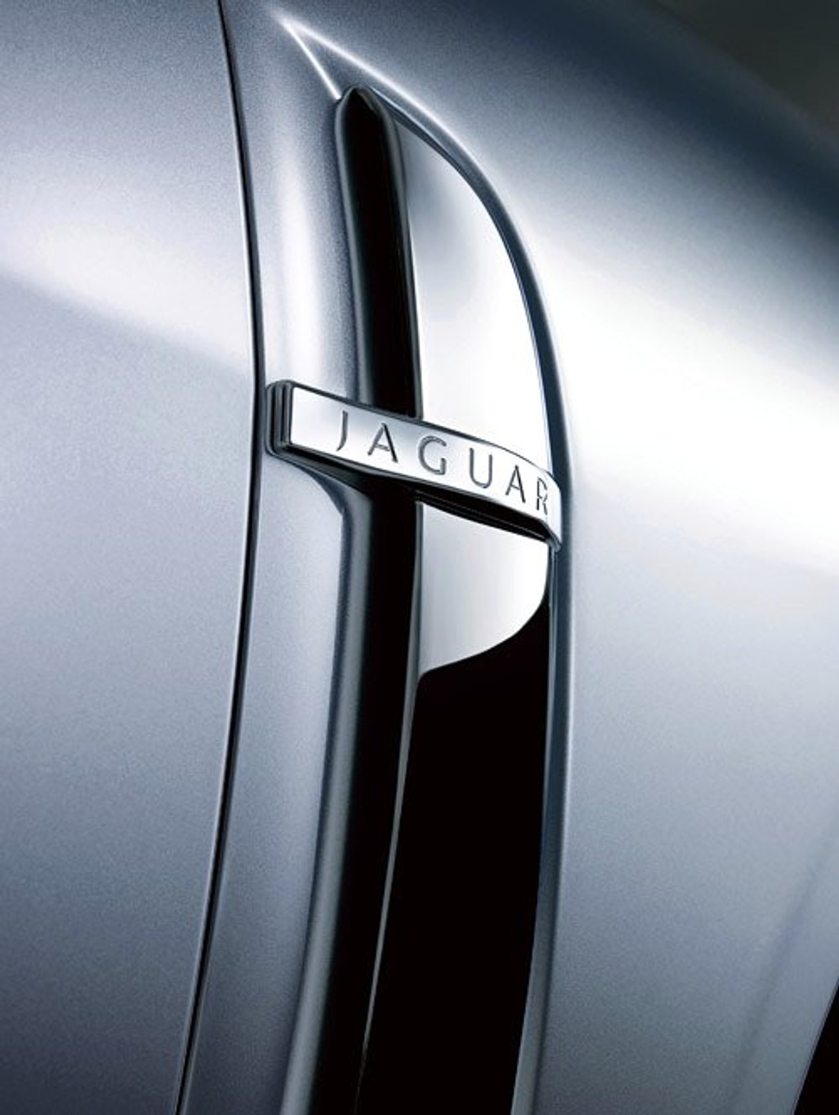 IAA Frankfurt 2007: Jaguar XF – kot ratunkowy (zdjęcia i informacje)