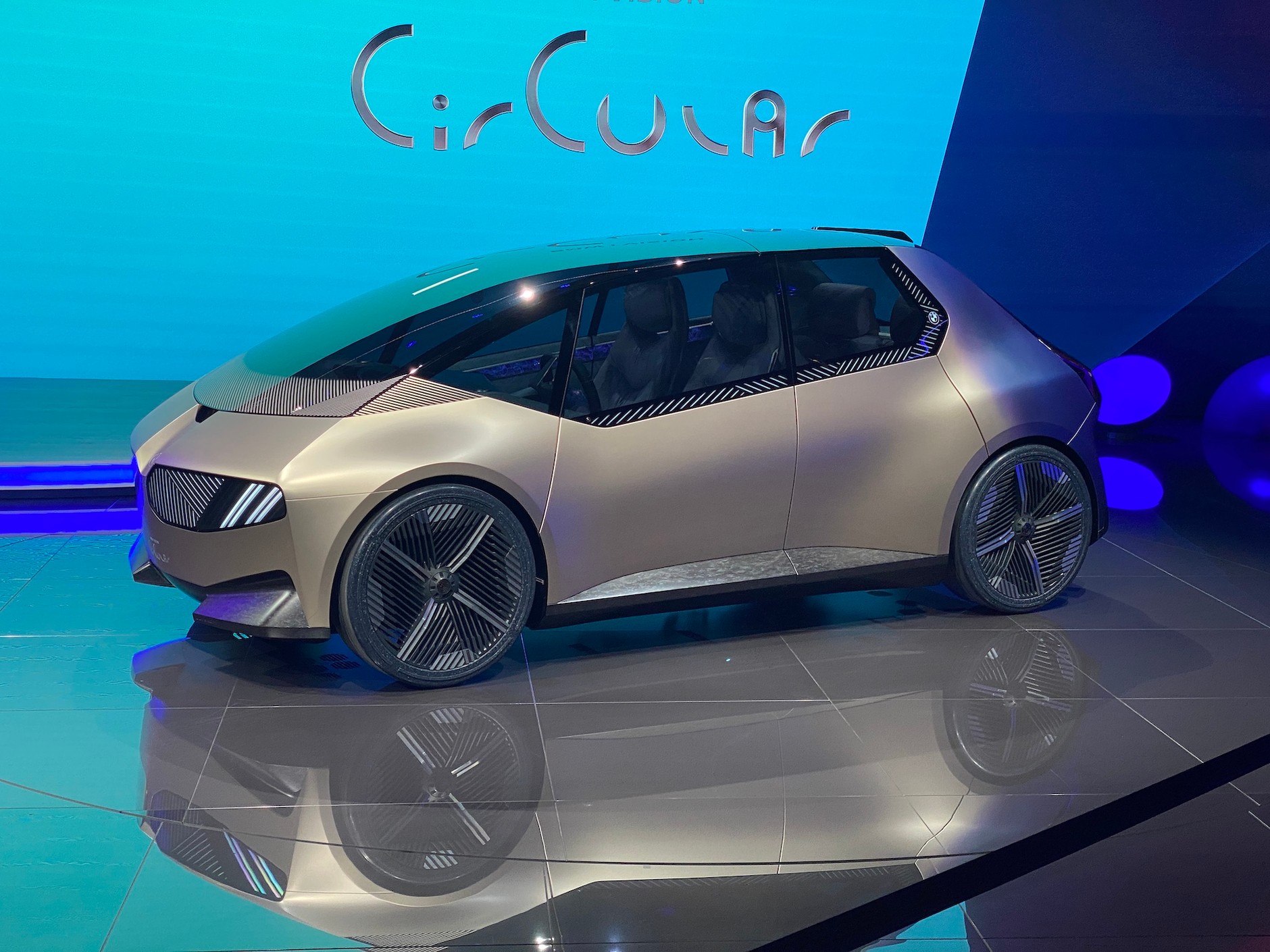 BMW i Vision Circular