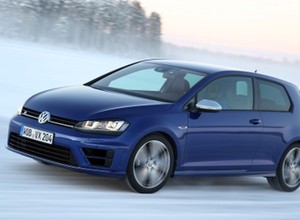 VW Golf szybszy od Porsche!