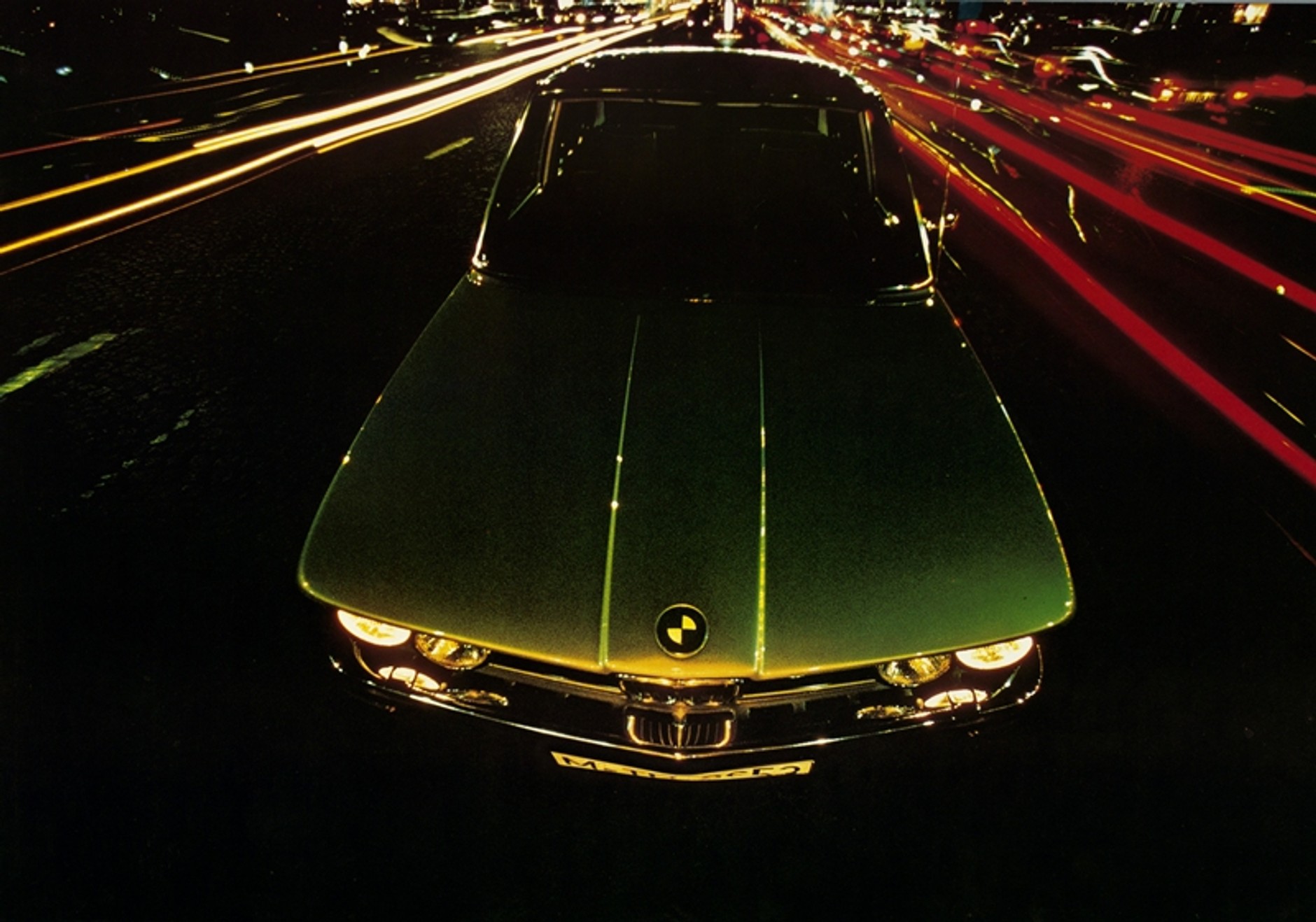 BMW serii 5 – sześć generacji, mnóstwo zdjęć