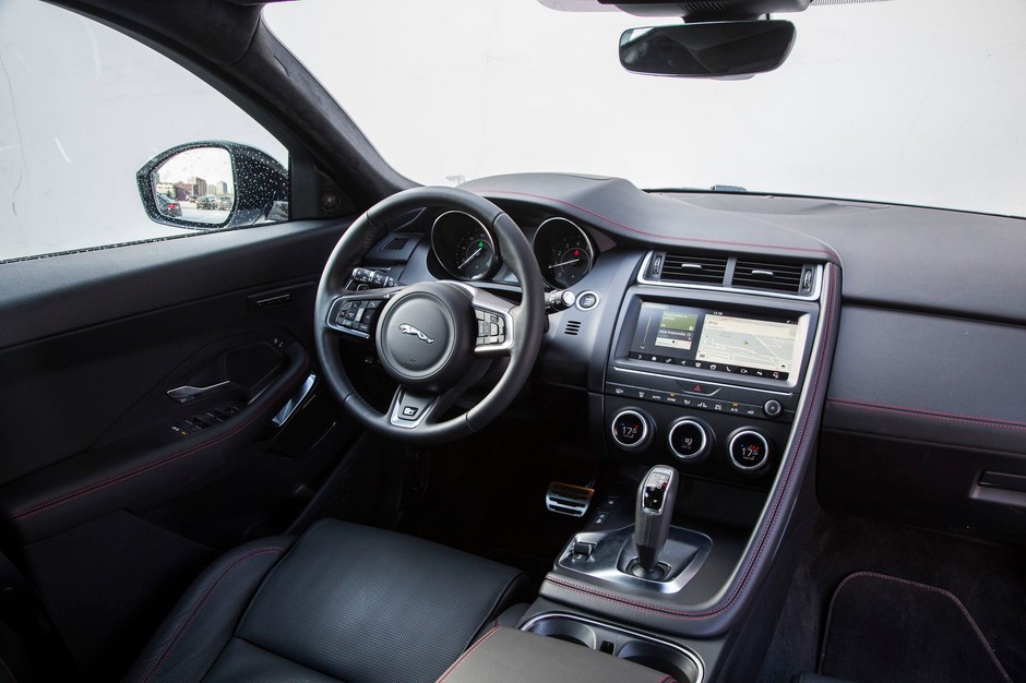 Jaguar E-Pace 2.0 P250 AWD - elegancki i nadal drapieżny