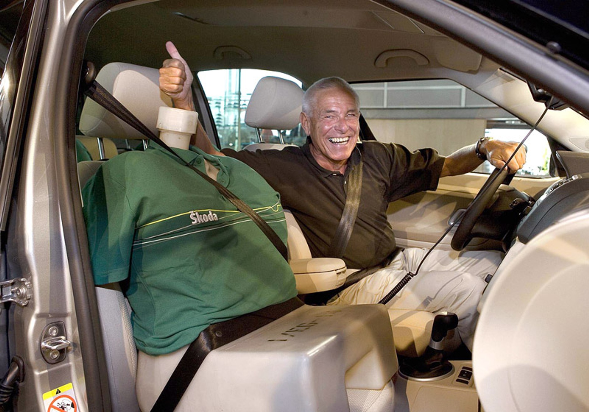 Škoda wysyła Plattnera na wakacje Roomsterem z 1.000 € przez 35 krajów