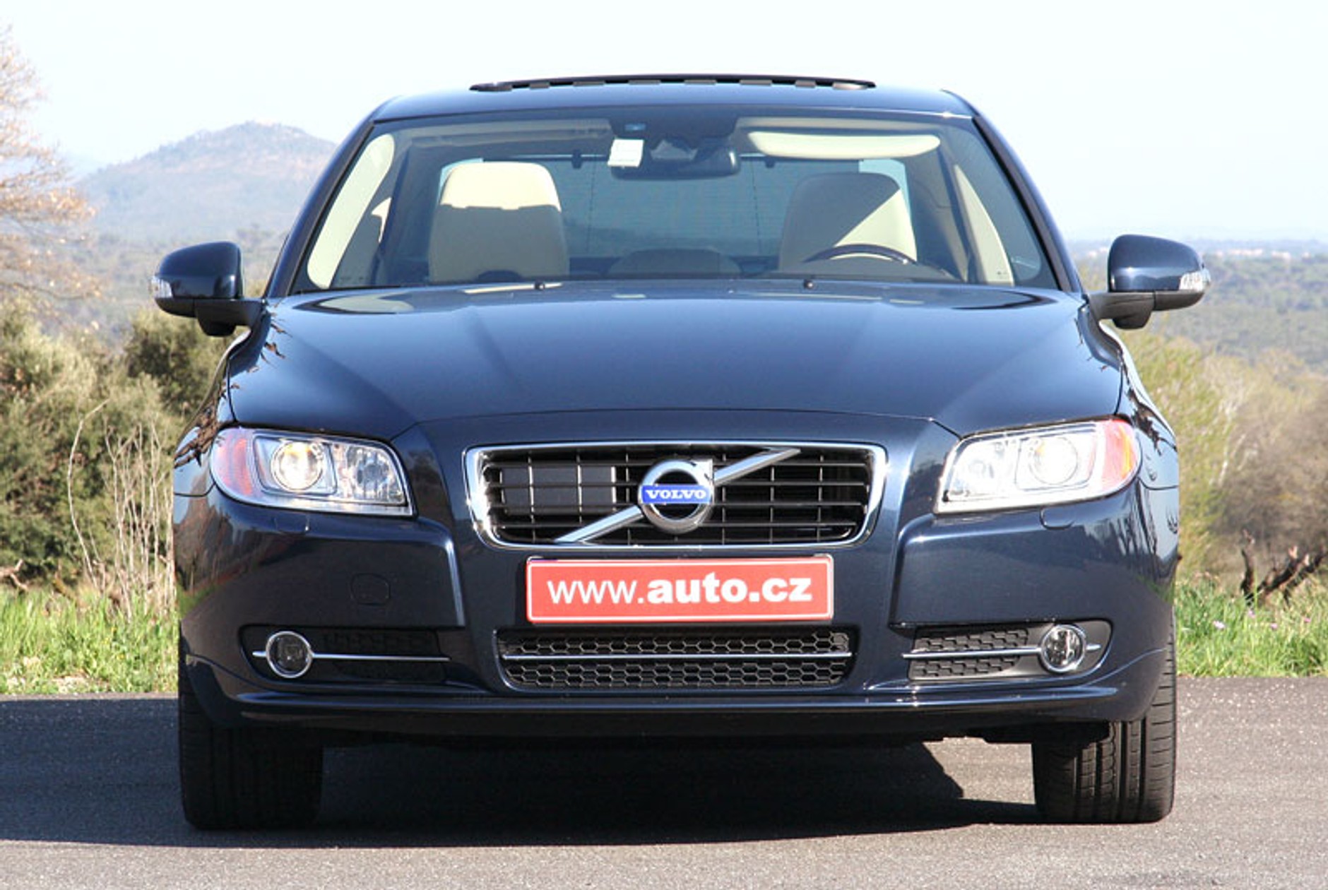 Volvo S80 D5 – pierwsze jazdy odmłodzonym modelem z nowym turbodieslem