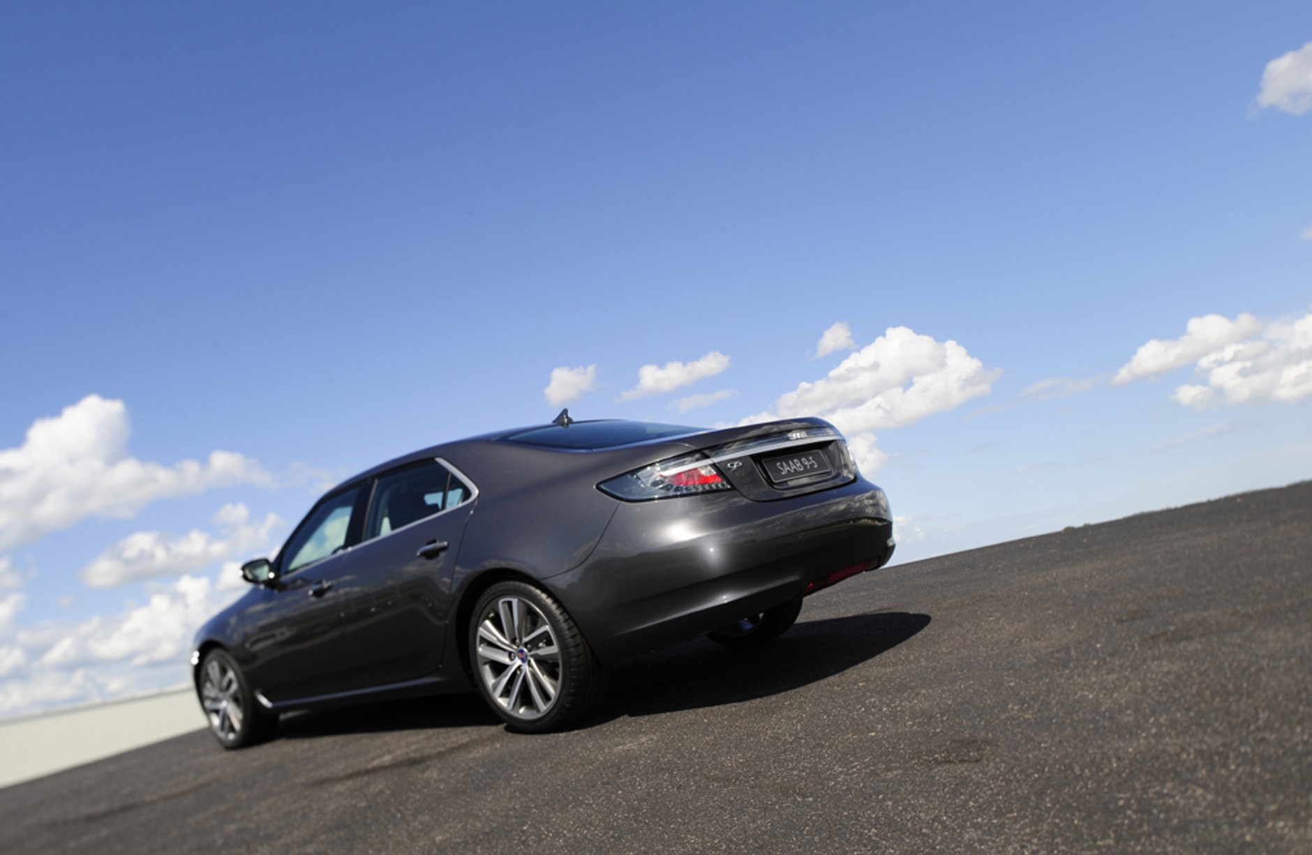 Nowy Saab 9-5 - Legenda wiecznie żywa