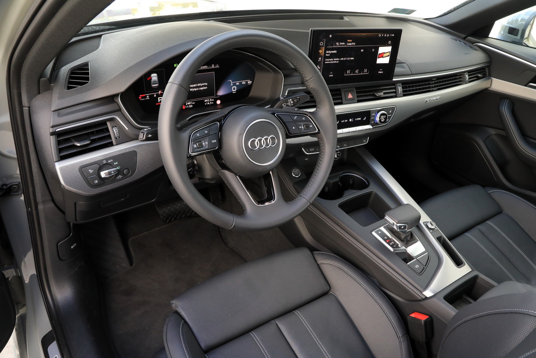 Audi A4 S line 40 TDI quattro