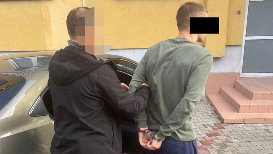 Uszkodził 20 zaparkowanych aut. Sprawą zajmuje się prokuratura