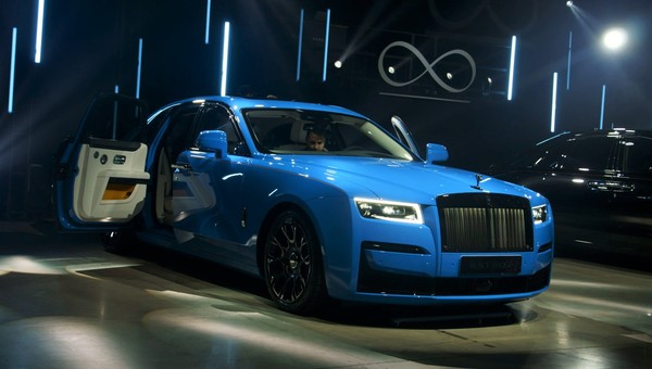 Rolls-Royce dla młodych wjechał do Polski. Byliśmy na disco premierze Ghosta Black Badge