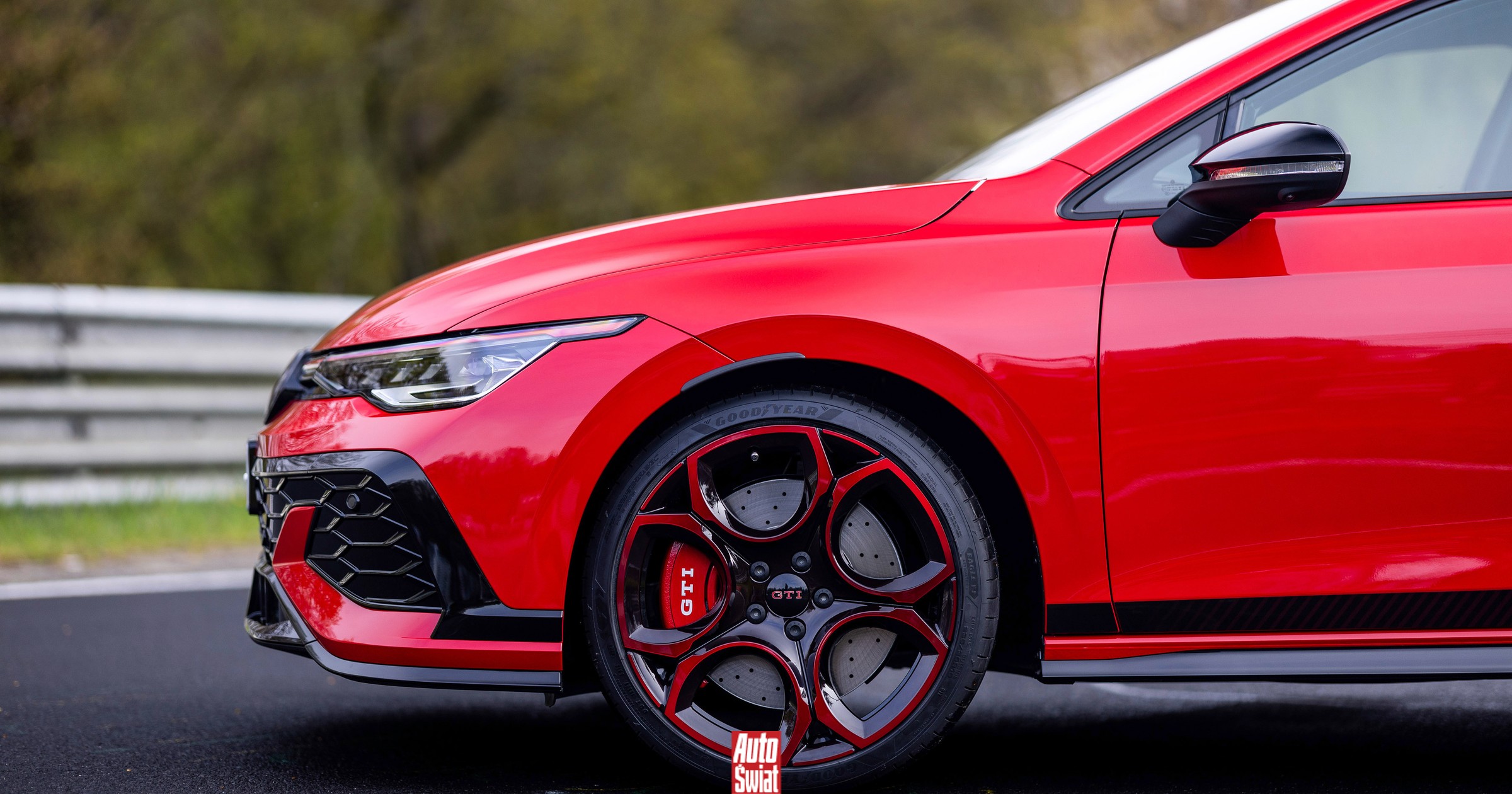 Oto Volkswagen Golf GTI EDITION 50. Najmocniejszy w historii. Znamy polską cenę