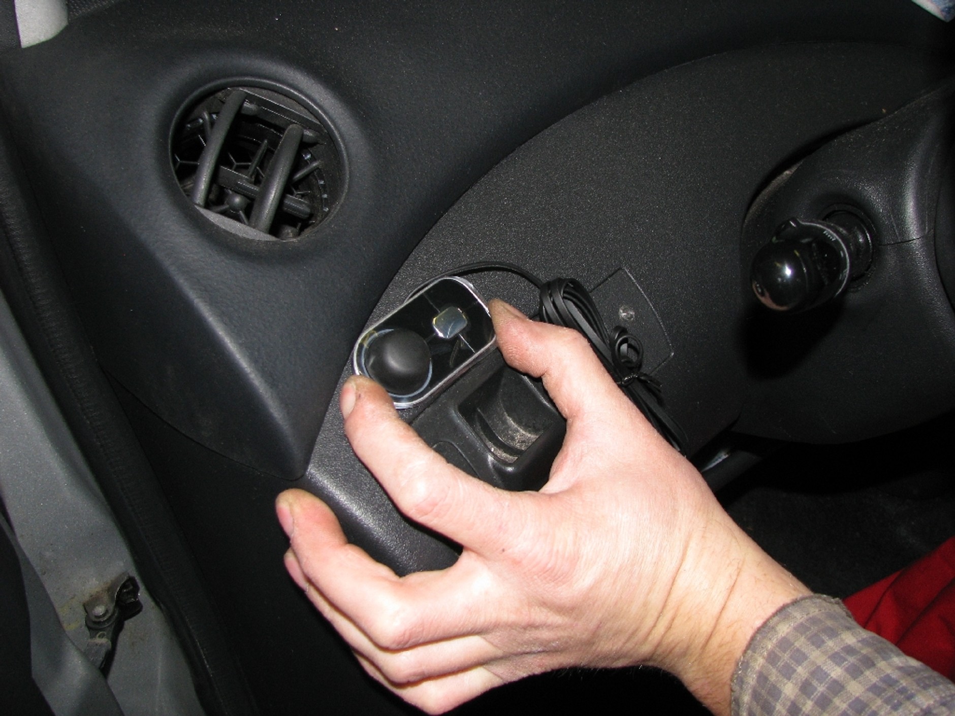 Instalacja zestawu głośnomówiącego Bluetooth