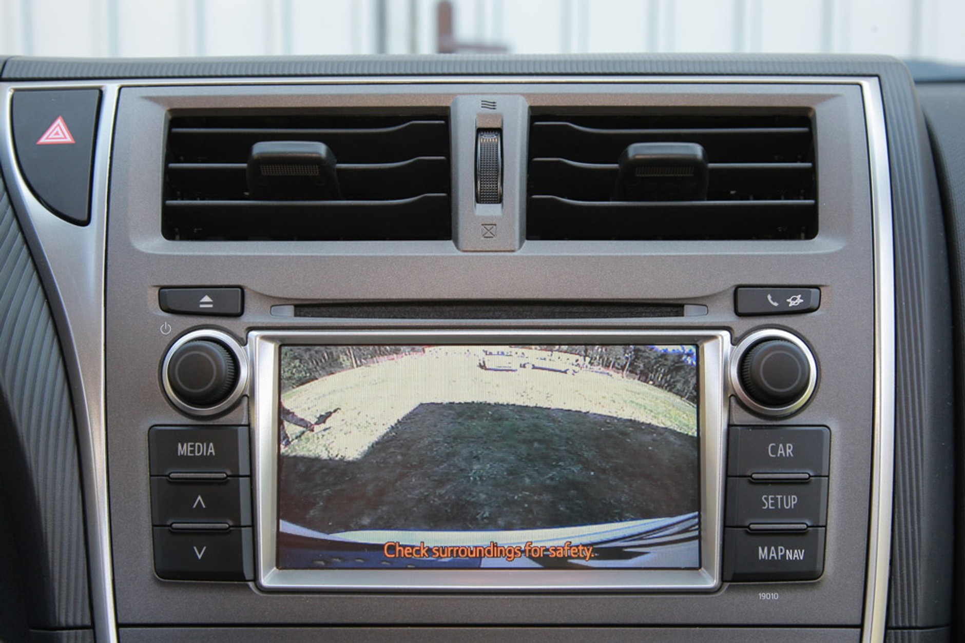 Toyota Verso S: mikrovan z makro wnętrzem