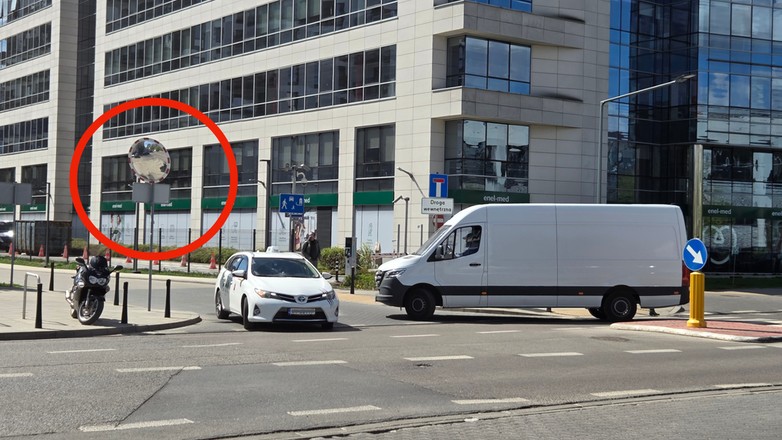 Droga wewnętrzna. Dlaczego nie masz pierwszeństwa?