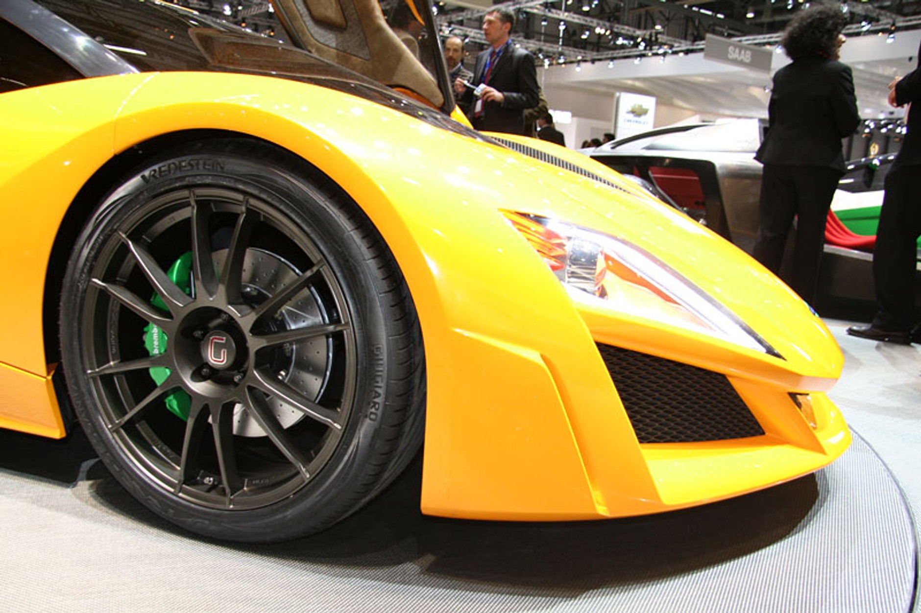 Genewa 2009: parada sportu i tuningu (fotogaleria)