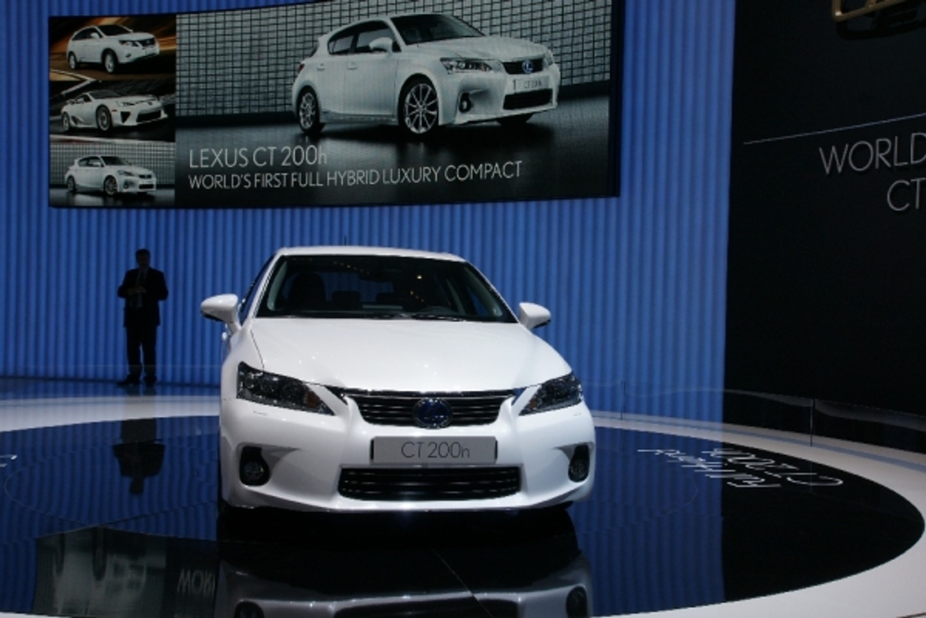 Genewa 2010: 128 premier światowych i 32 europejskie (Galeria)