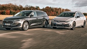 Ford Focus kontra Volkswagen Golf – które kombi jest lepsze?