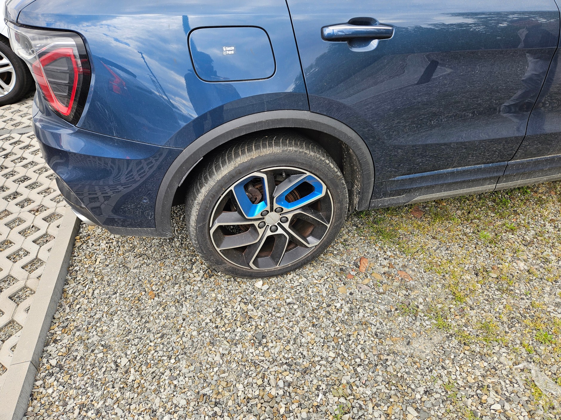 Lynk & Co 01 PHEV w polskim komisie