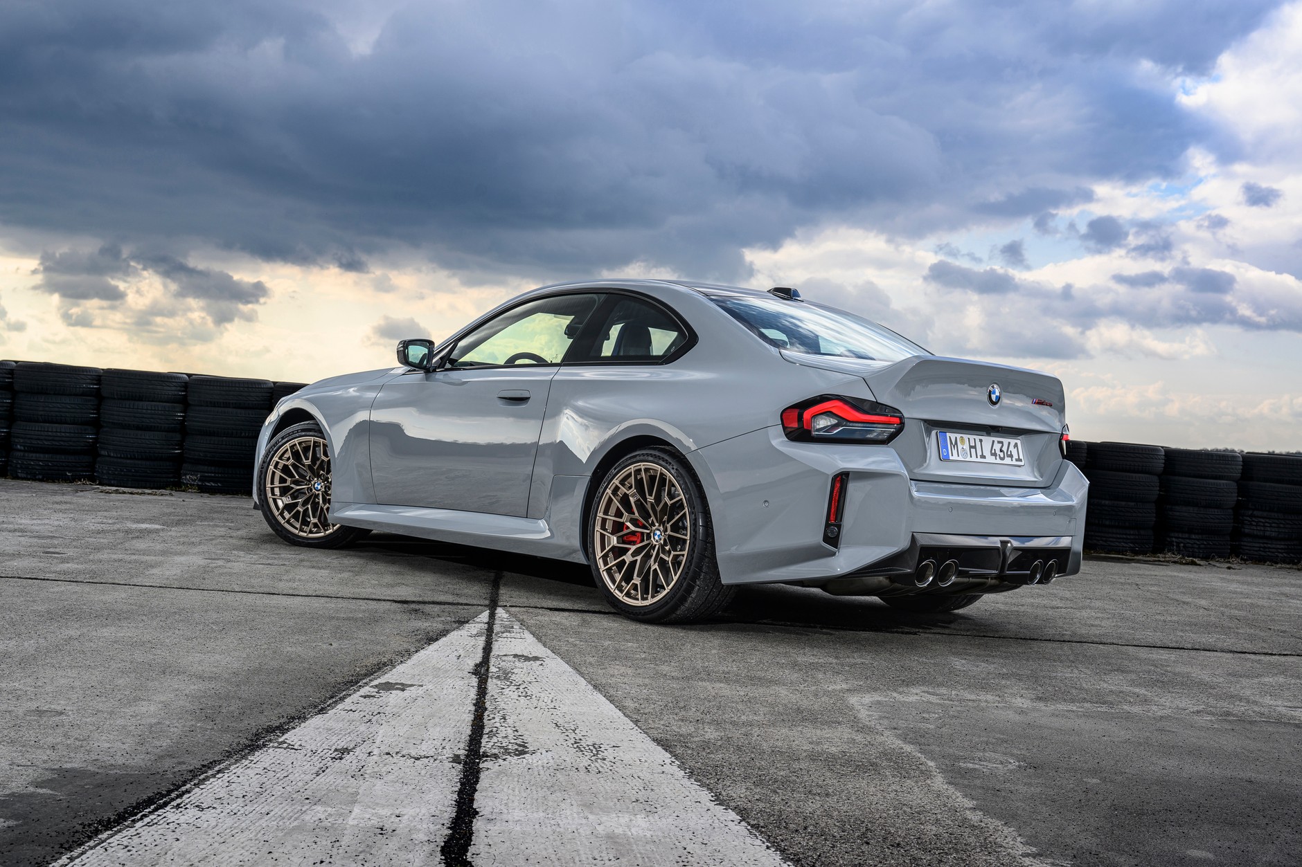 BMW M2 CS