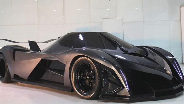 Devel Sixteen: 5000 KM pod maską. Czy to możliwe?