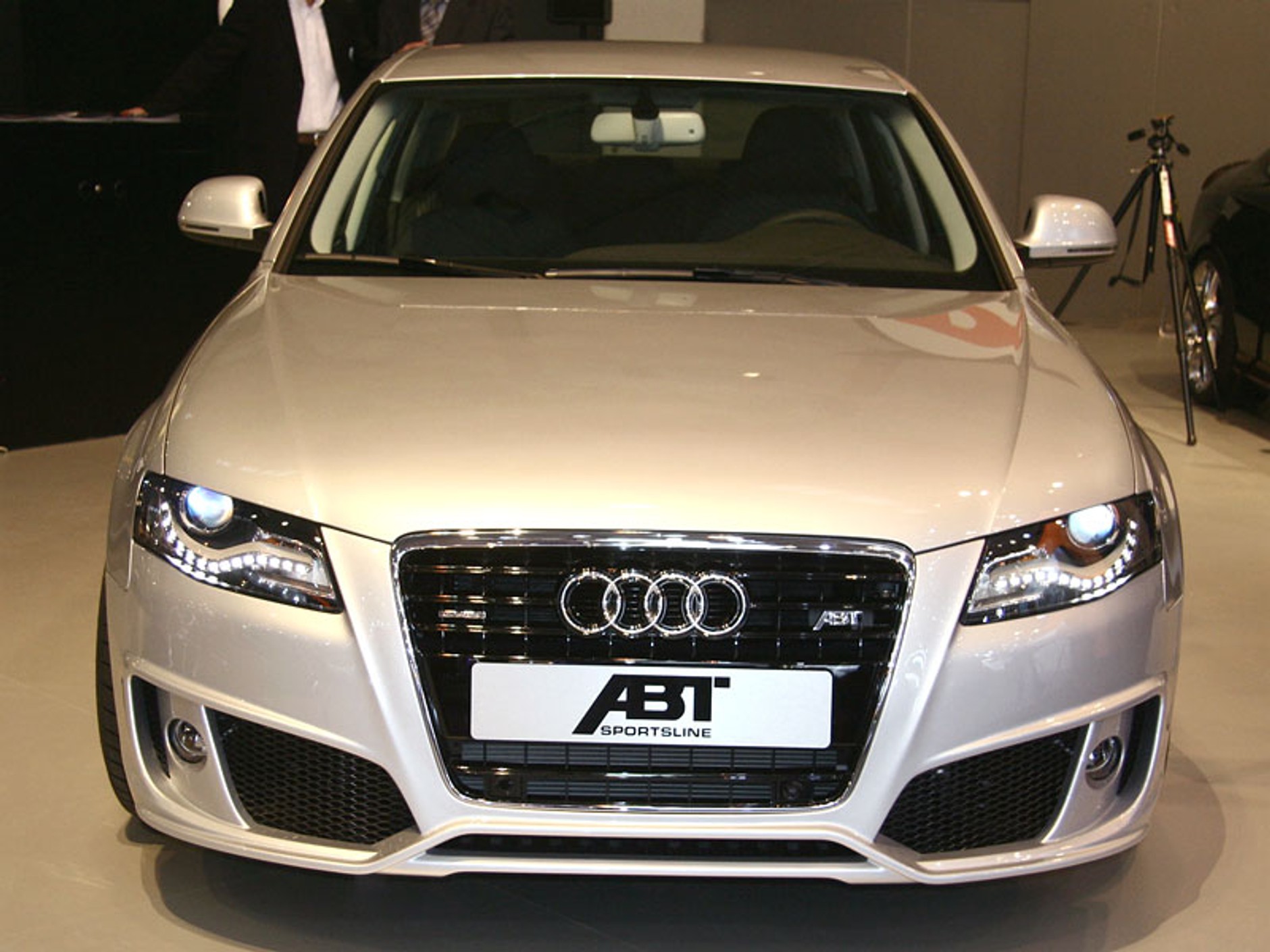 Essen Motor Show 2007: Spoilery, bajery, kilowaty (fotogaleria 4)