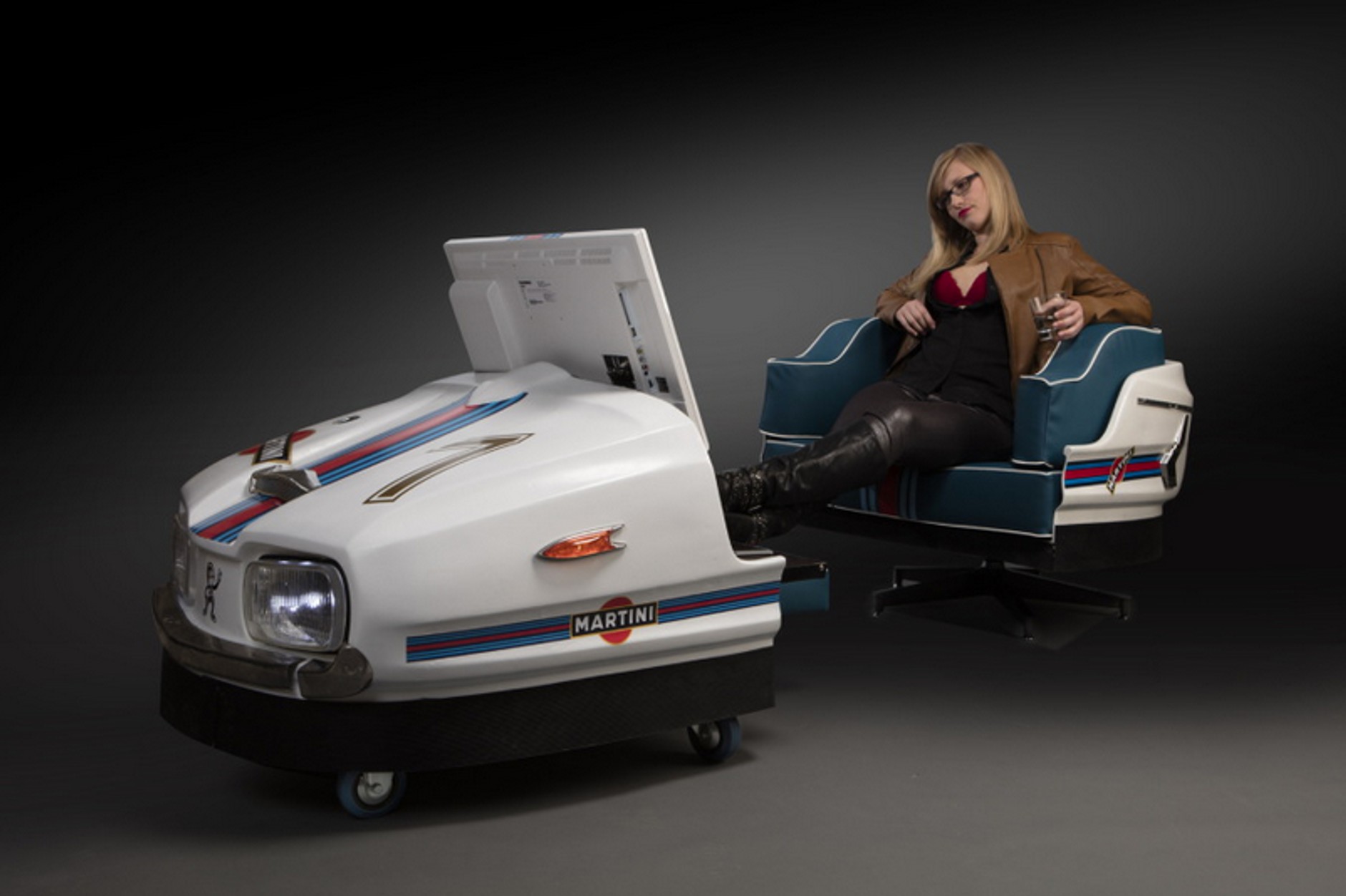 Meble Style Classics - Fotel z samochodzika elektrycznego