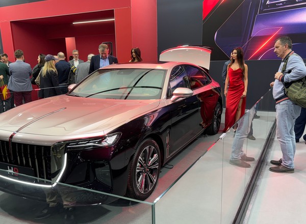Hongqi już w Polsce. Znamy ceny wszystkich modeli chińskiej marki