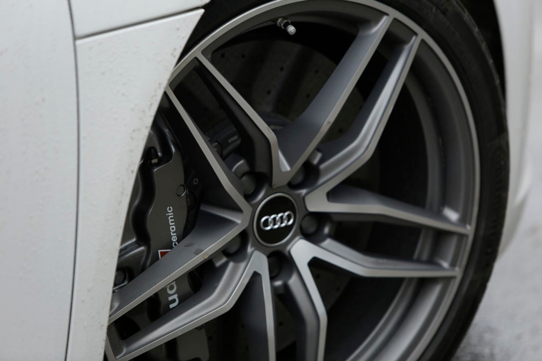 Audi R8 V10 Plus - potwór na co dzień