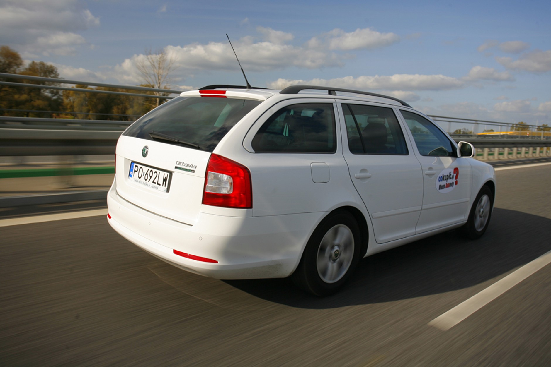 Ekoauta w teście czytelników, czyli - Walka z litrami oraz CO2