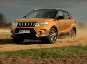 Suzuki Vitara 1.0 Boosterjet 4WD - ma kilka asów w rękawie | TEST