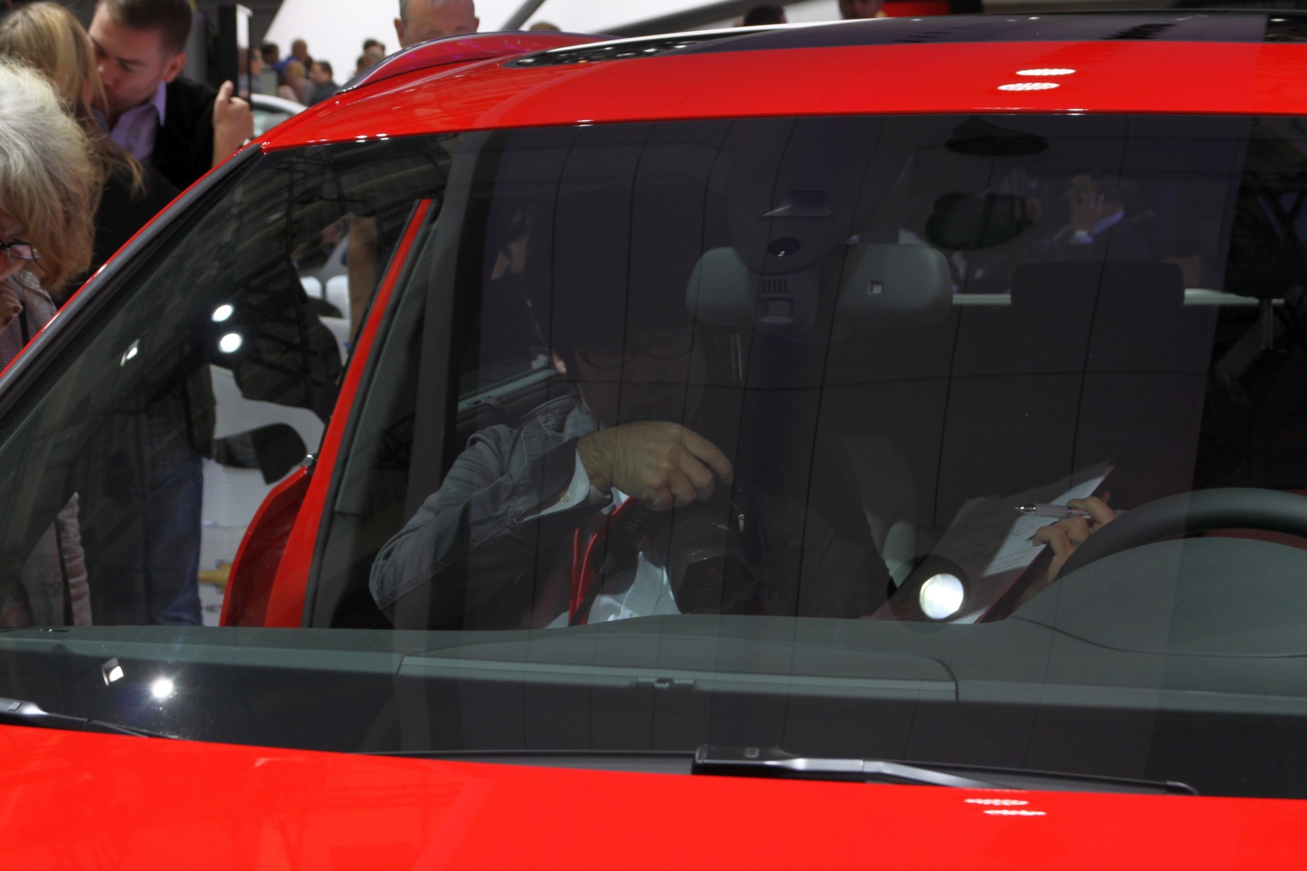 Szpiedzy na targach w Paryżu