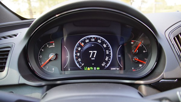 Jak działa aktywny tempomat?