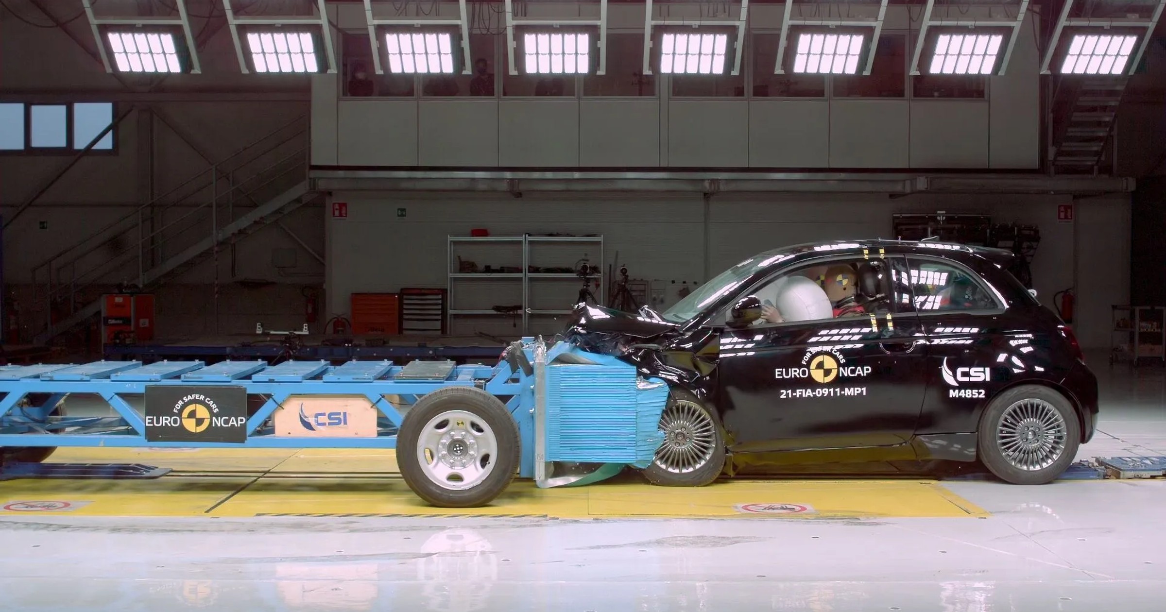 Test zderzeniowy Euro NCAP Fiata 500