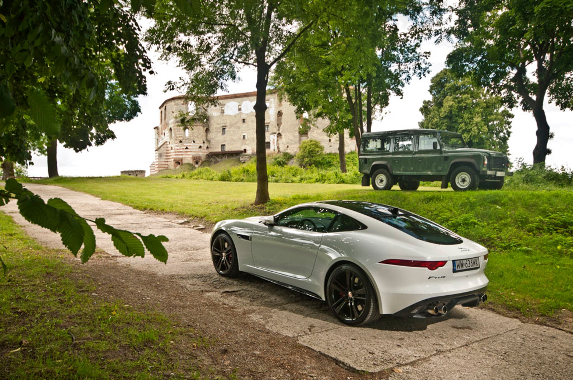 Garaż marzeń: Jaguar F-Type i Land Rover Defender - Brytyjscy łamacze serc