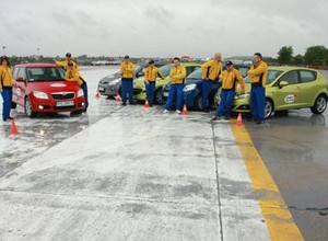 Test aut klasy B - Seat Ibiza kontra Hyundai i20, Skoda Fabia, Renault Clio i Peugeot 207