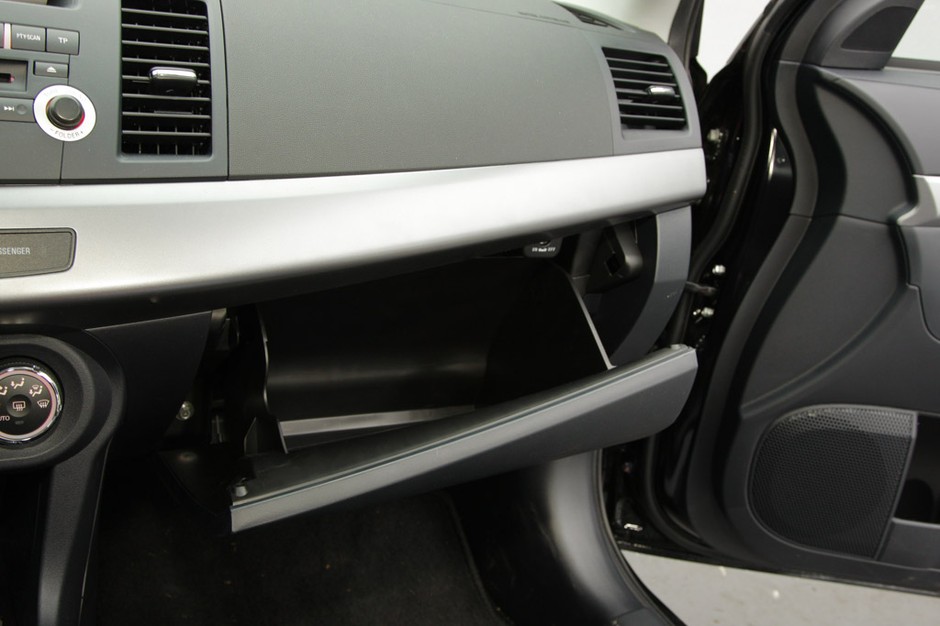 Mitsubishi Lancer 1.6 MIVEC: Z nowym rokiem