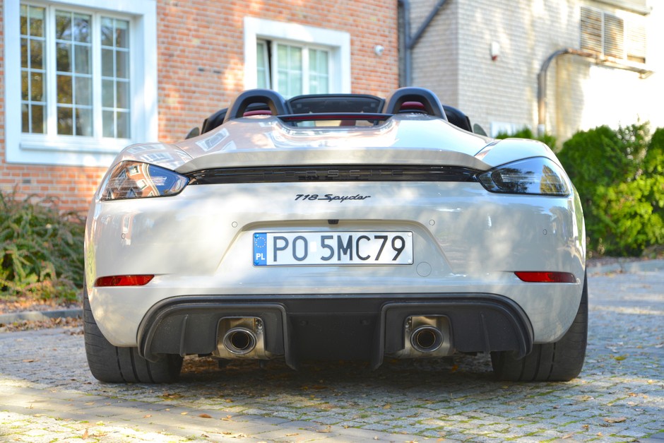 Porsche 718 Spyder