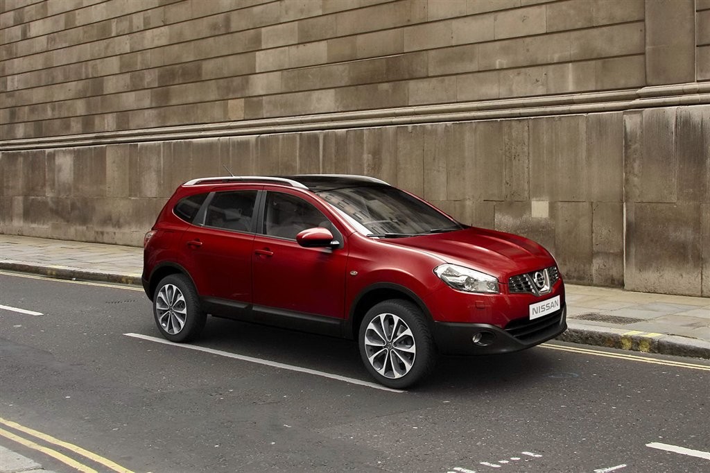 Nissan Qashqai - Nowa twarz małego SUVa