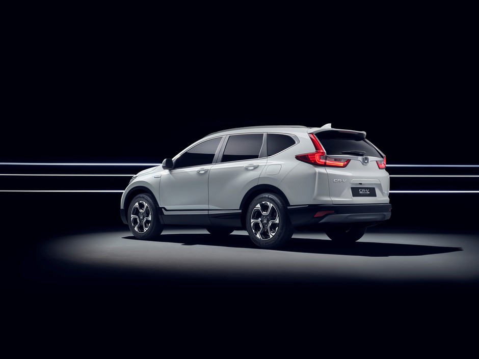 Honda CR-V Hybrid – prototyp we Frankfurcie