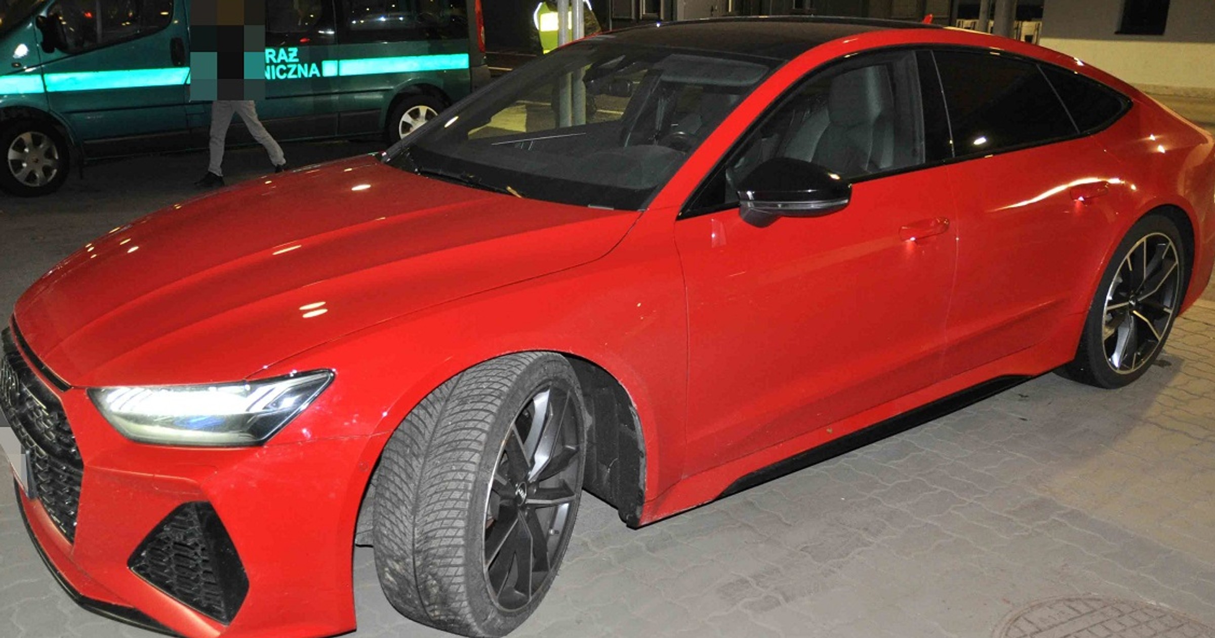 Odzyskane Audi RS7 na granicy