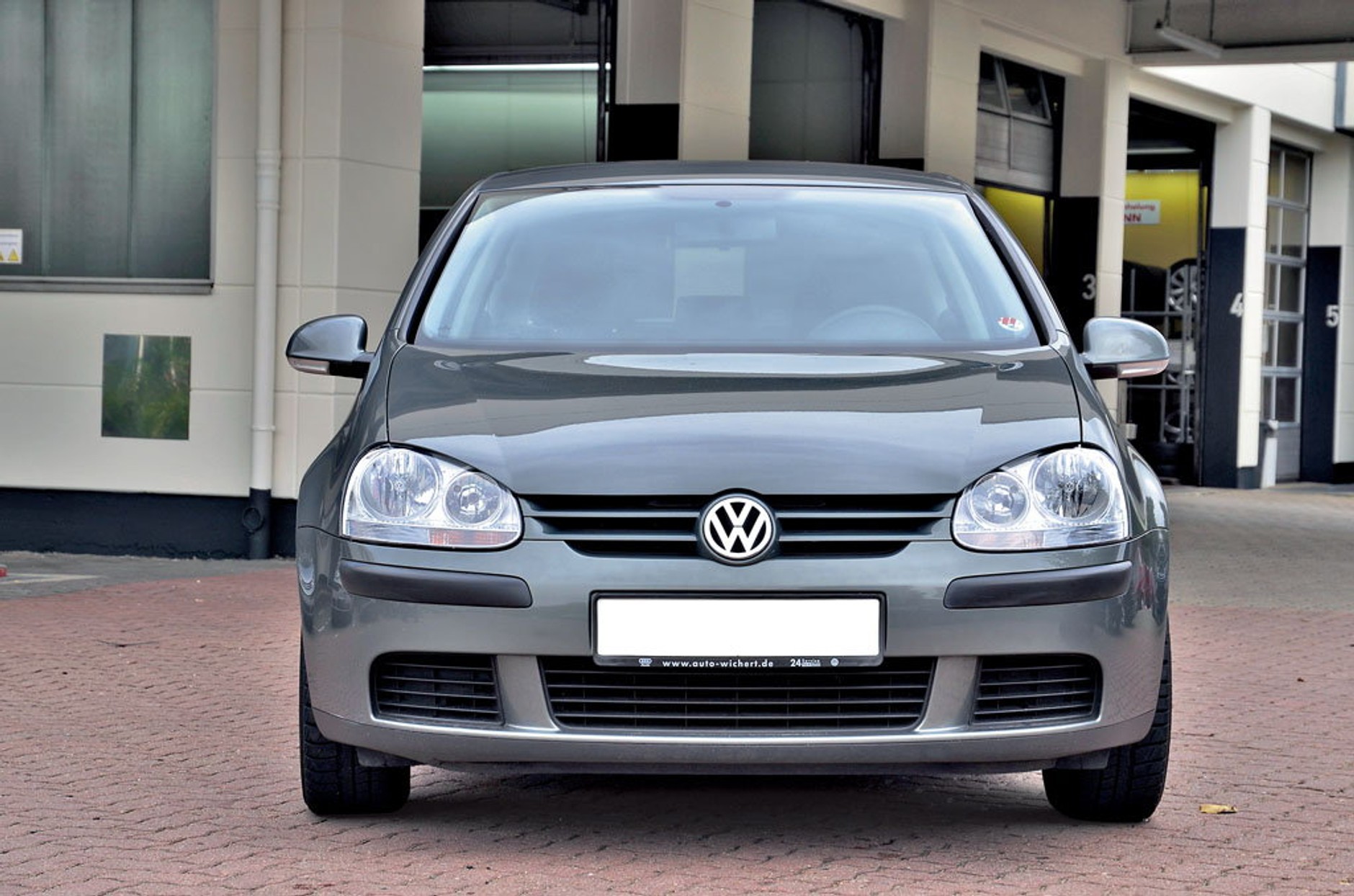 Jak samodzielnie zamontować światła do jazdy dziennej?