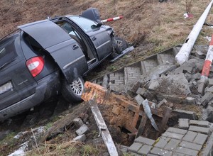 14-latek w vanie uciekał przed policją. To była totalna demolka