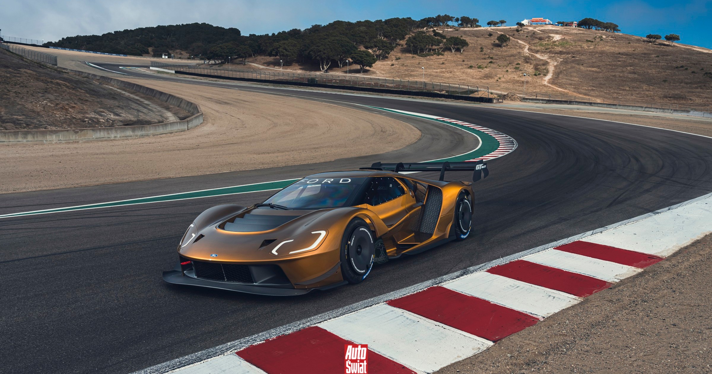 Ford GT Mk IV kończy produkcję. Ostatnia faza legendarnego supersamochodu